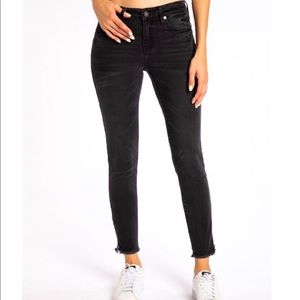 Kancan Skinny Jeans w/ Zippers on ankle
